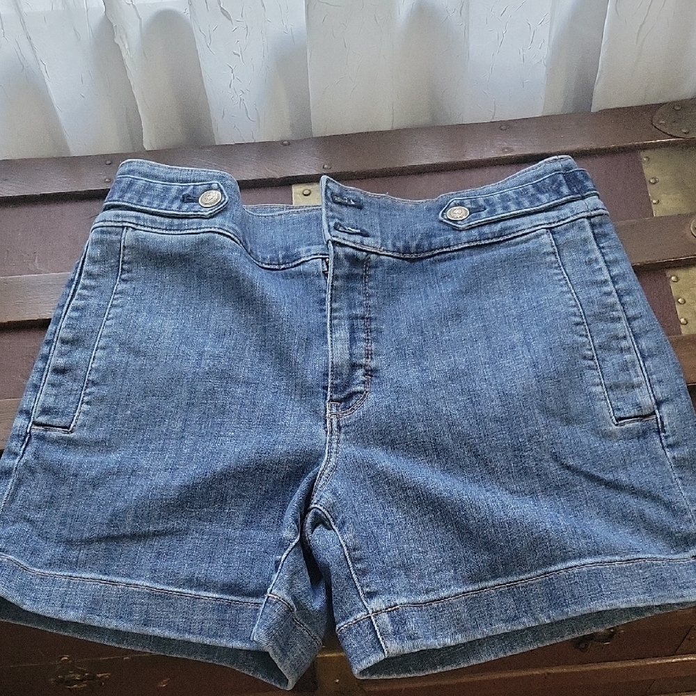 White House Black Market Classic Blue Jean Shorts Extra HIGH Rise